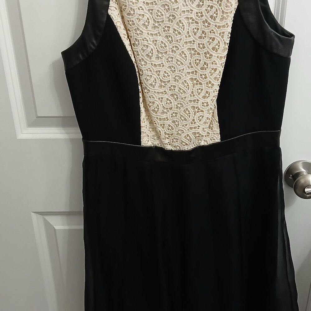 Carmen Marc Valvo Black Party Dress